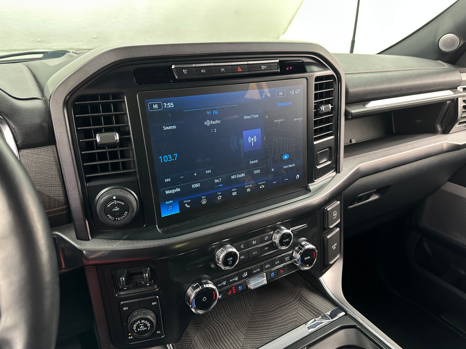 Thumbnail: 2022 Ford Econoline - 3