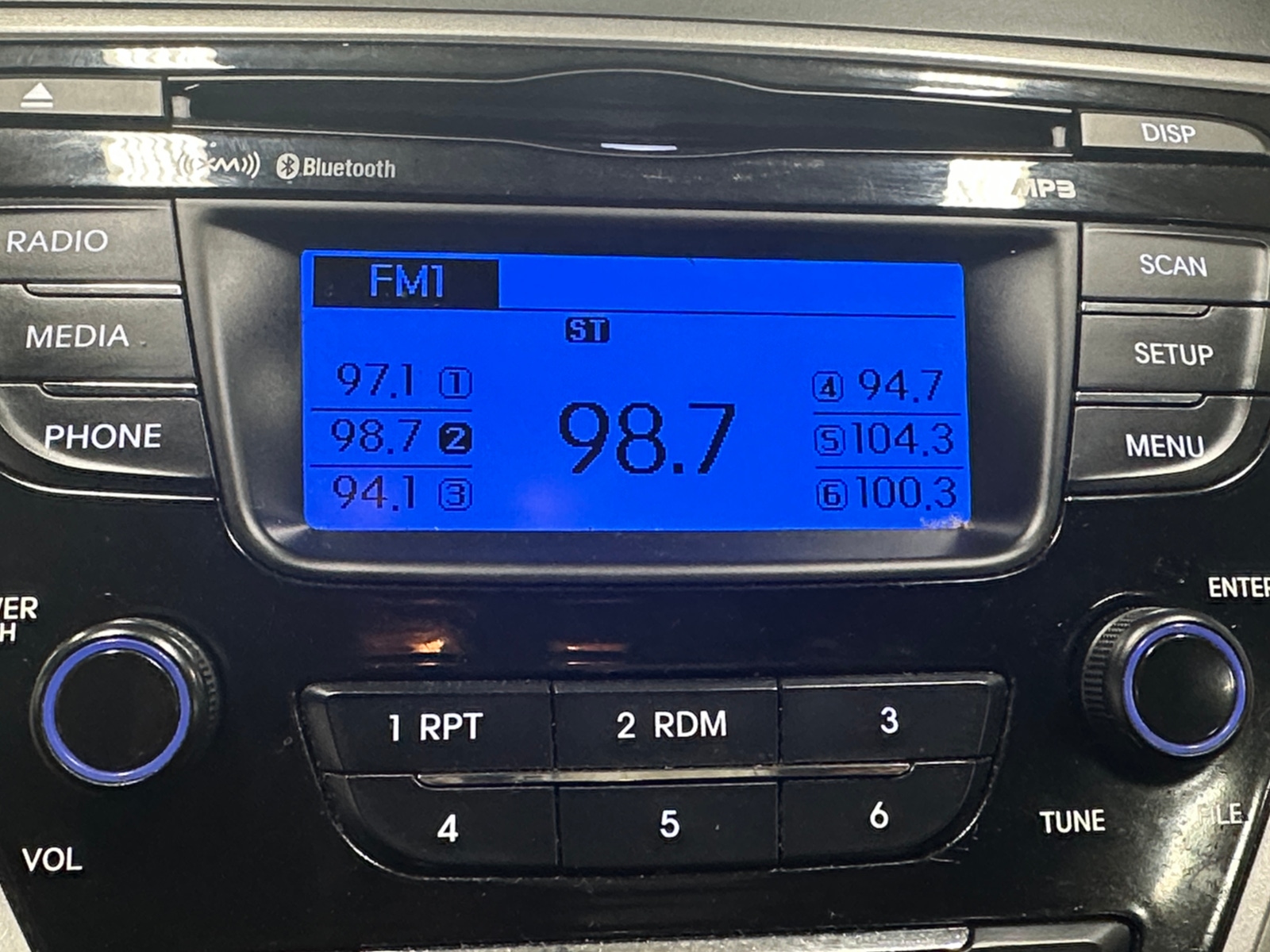 Thumbnail: 2013 Hyundai Elantra - 3