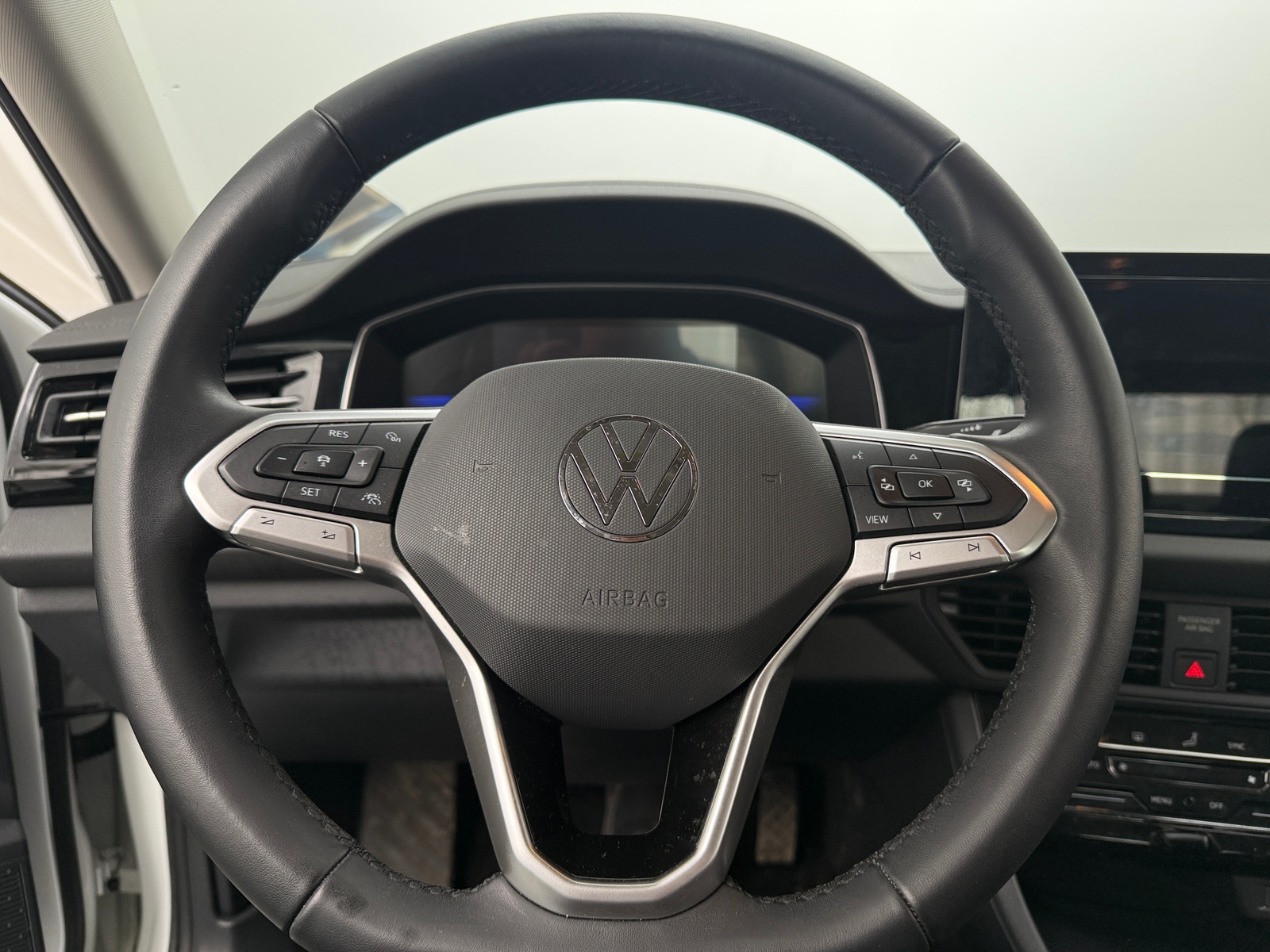 Thumbnail: 2025 Volkswagen Jetta - 5