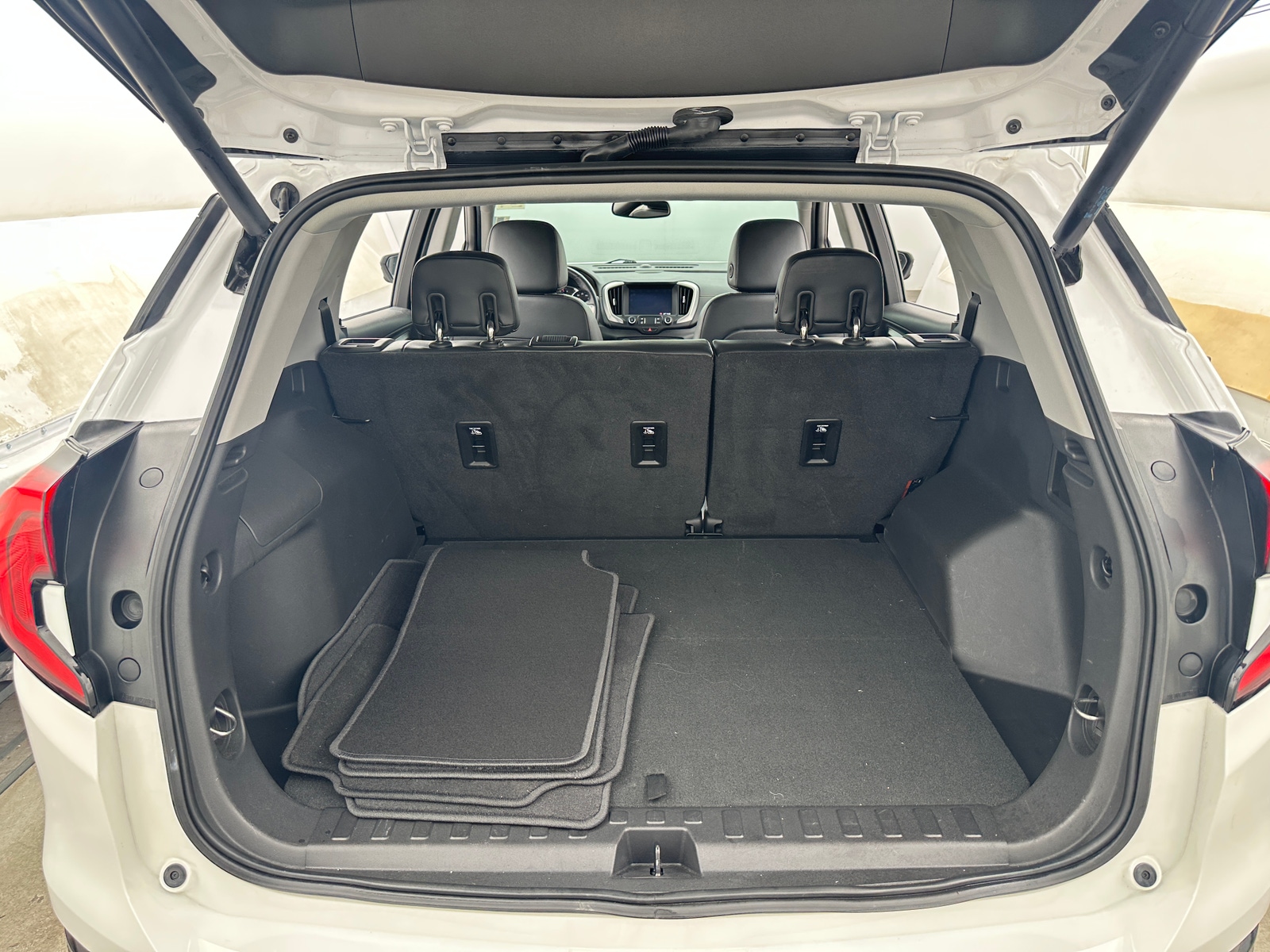 Thumbnail: 2019 GMC Terrain - 6