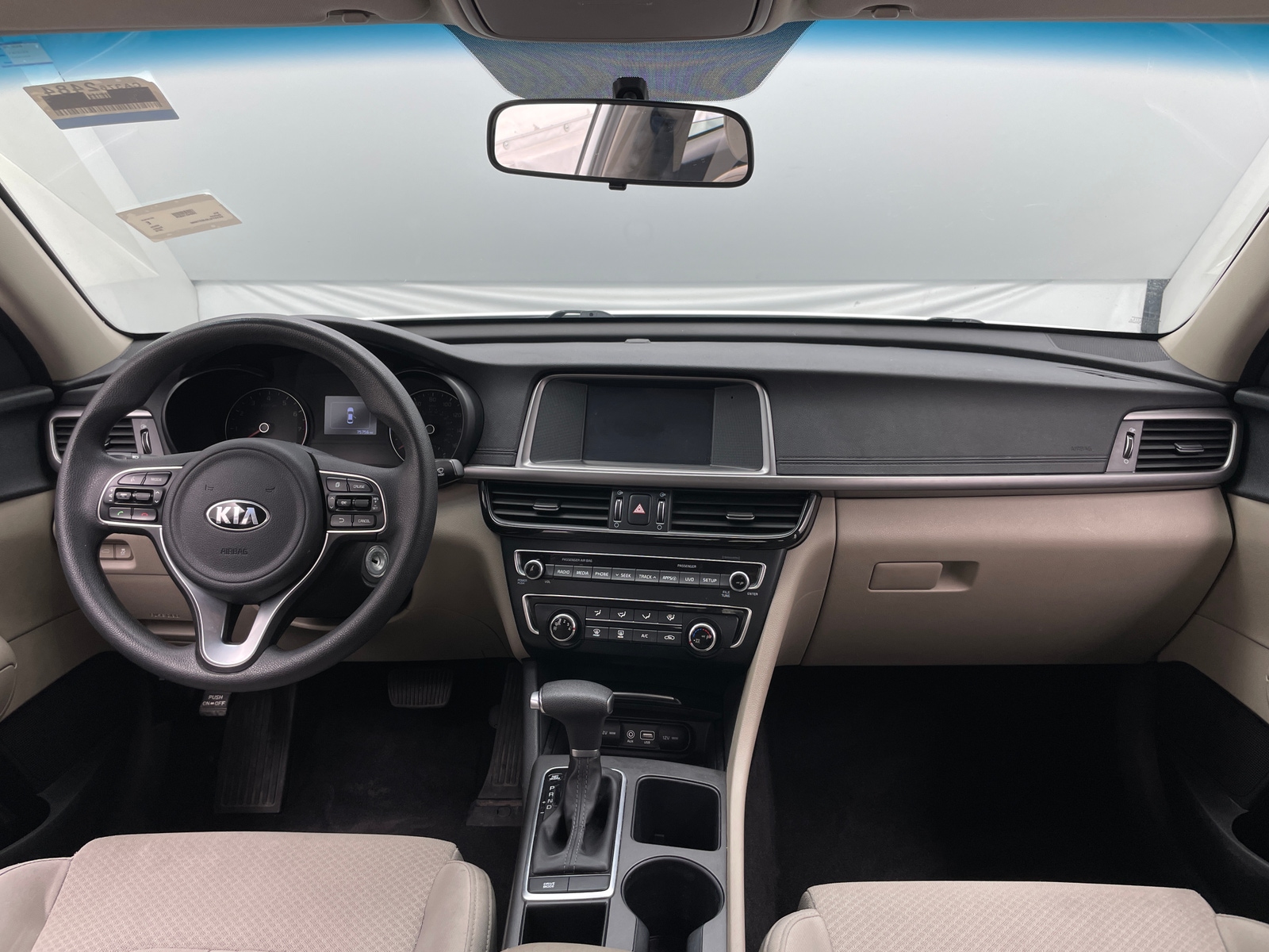 Thumbnail: 2018 Kia Optima - 3