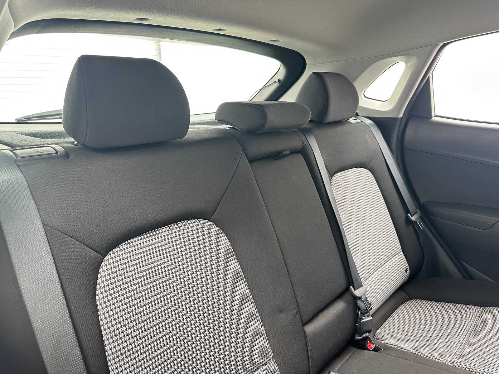 Thumbnail: 2022 Hyundai Kona - 6