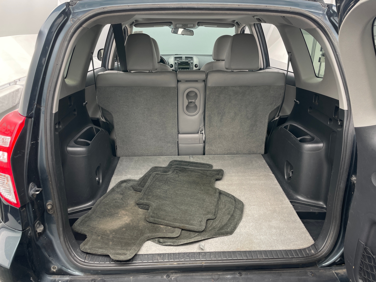 Thumbnail: 2011 Toyota RAV4 - 7