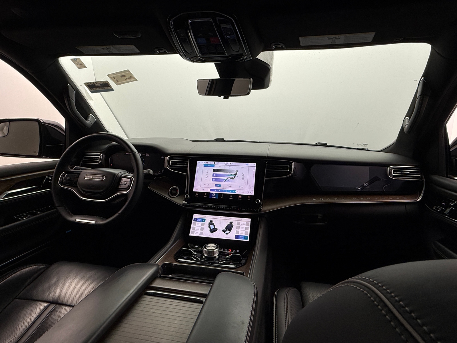 Thumbnail: 2023 Jeep Grand Wagoneer - 2