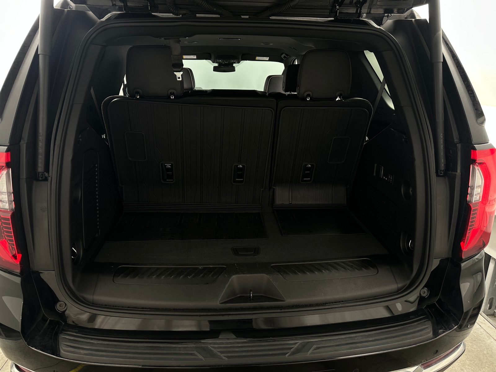 Thumbnail: 2025 GMC Yukon - 6