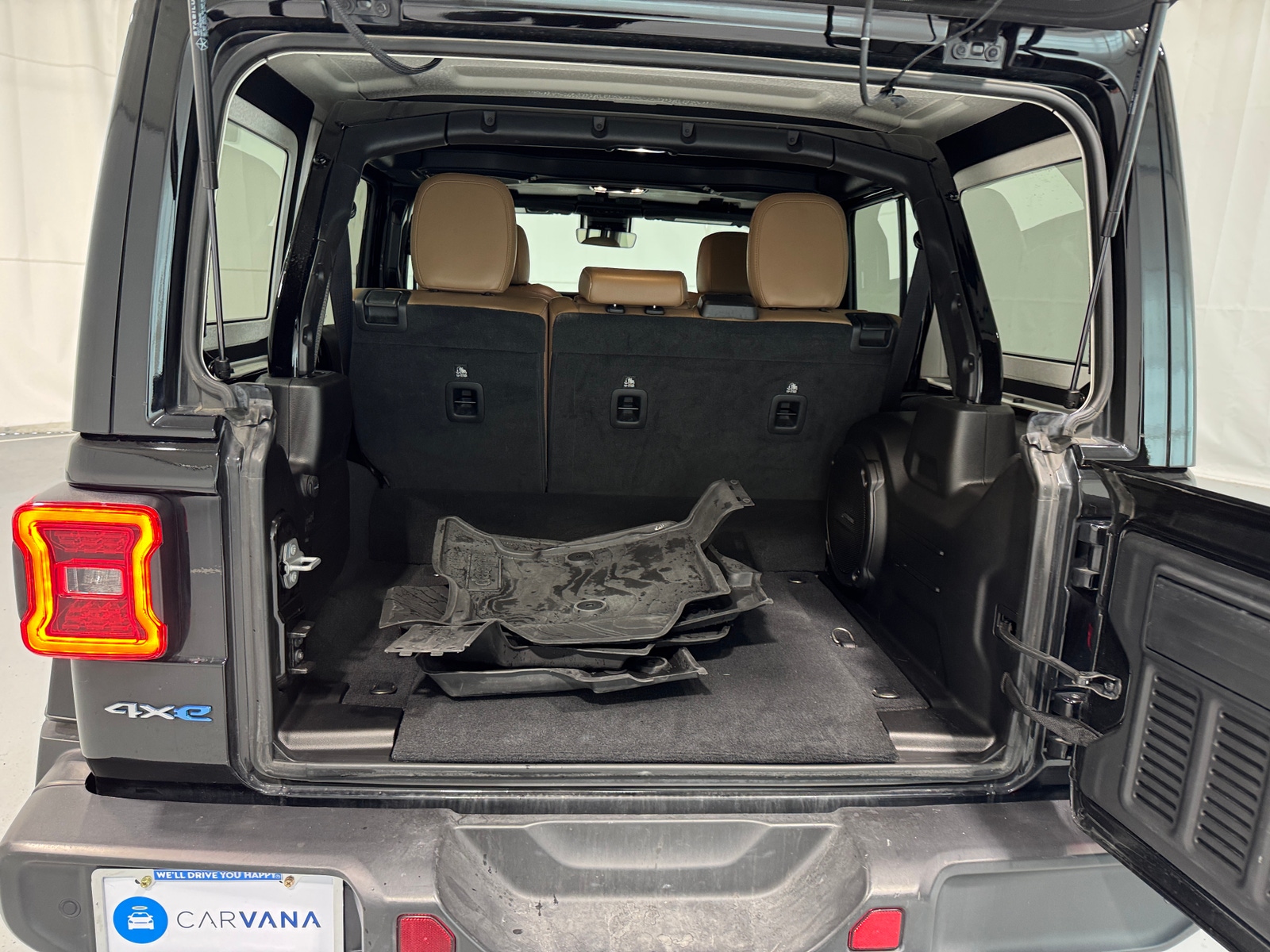 Thumbnail: 2022 Jeep Wrangler - 6