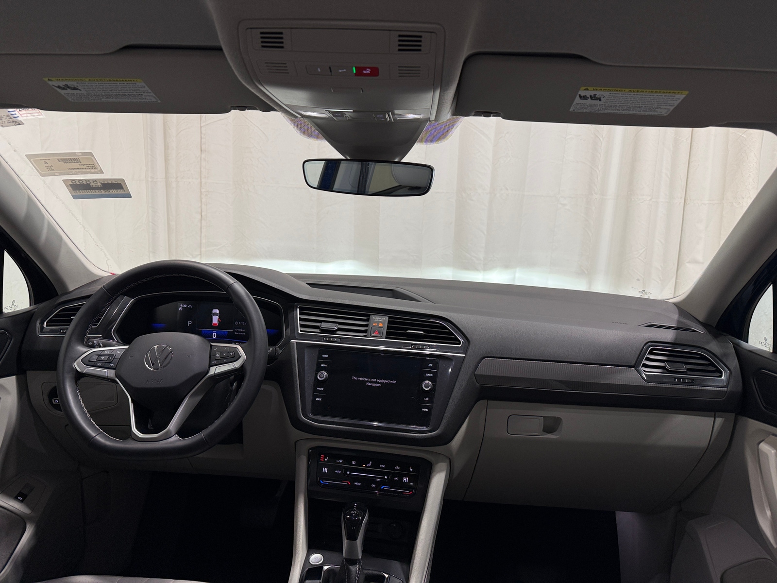 Thumbnail: 2024 Volkswagen Tiguan - 2