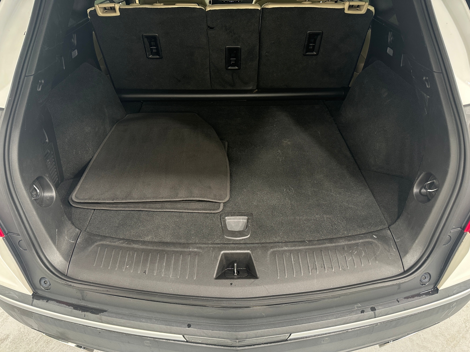 Thumbnail: 2018 Cadillac XT5 - 6