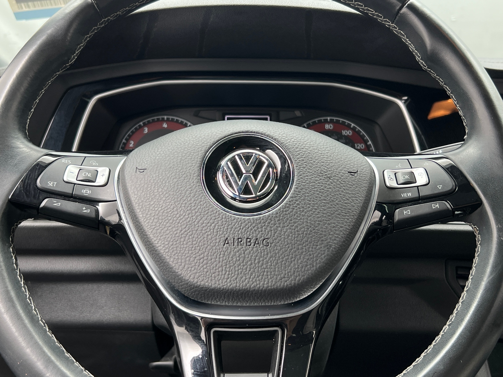 Thumbnail: 2019 Volkswagen Jetta - 4