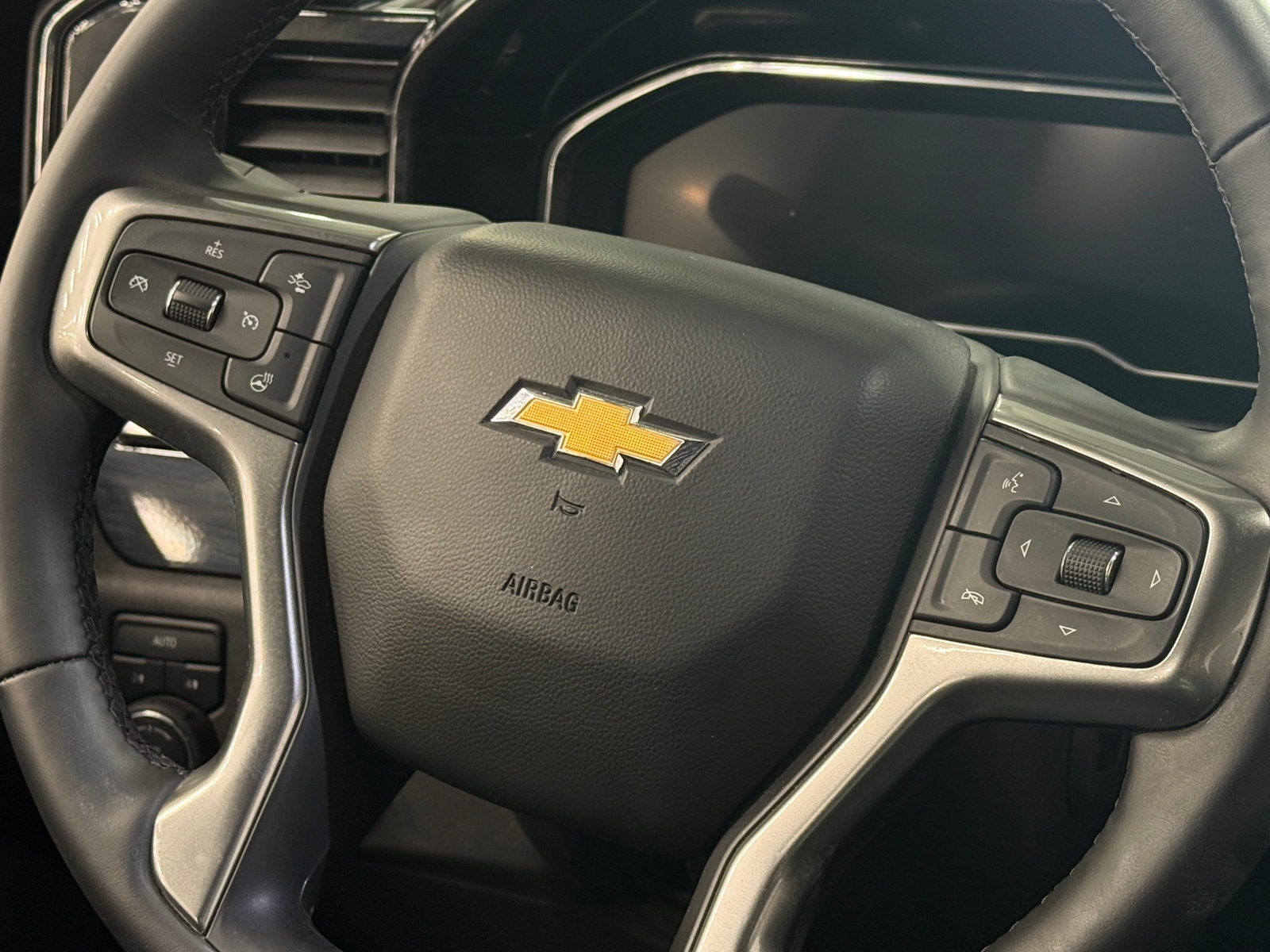 Thumbnail: 2025 Chevrolet Silverado 1500 - 5