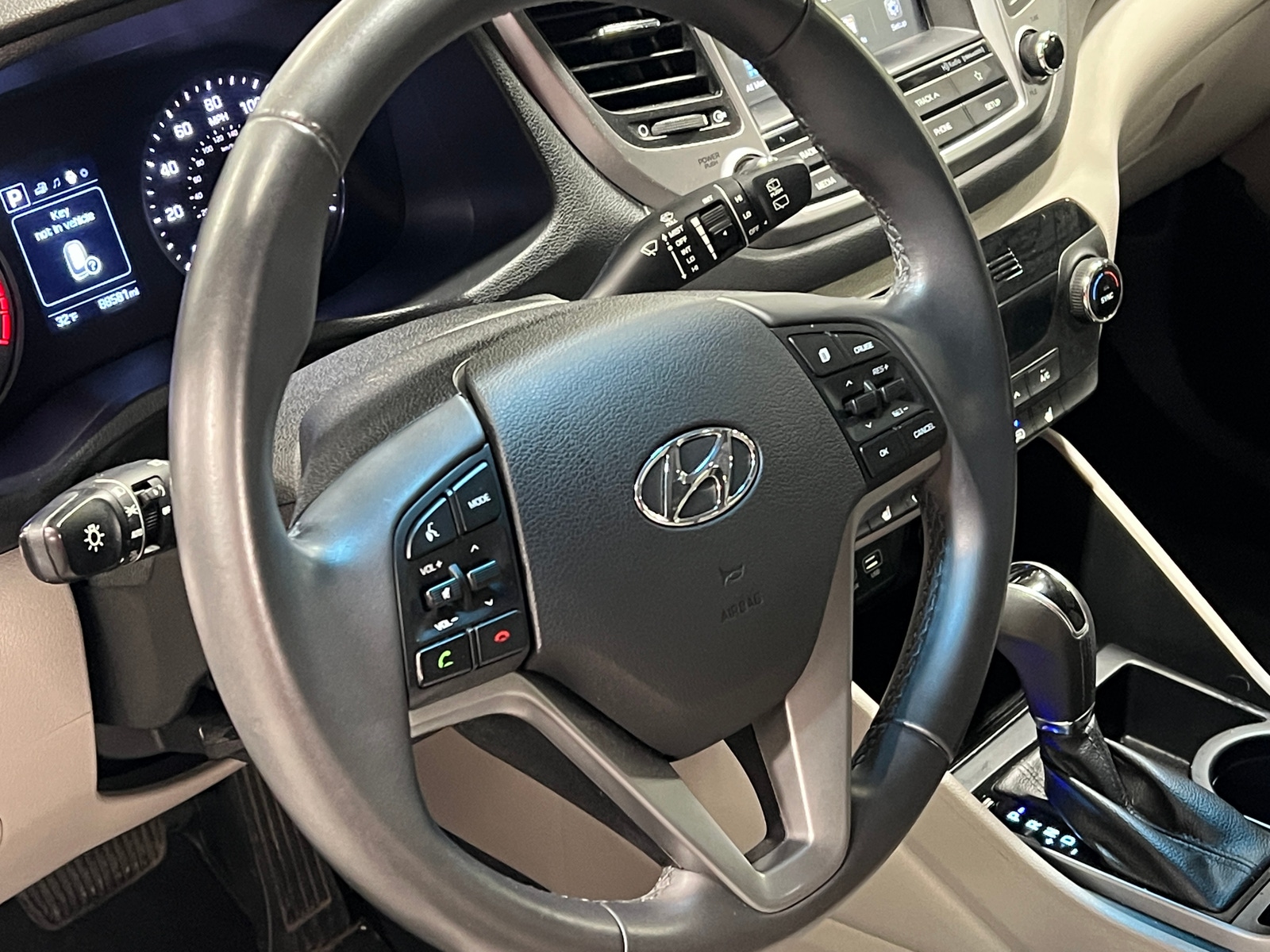 Thumbnail: 2018 Hyundai Tucson - 5