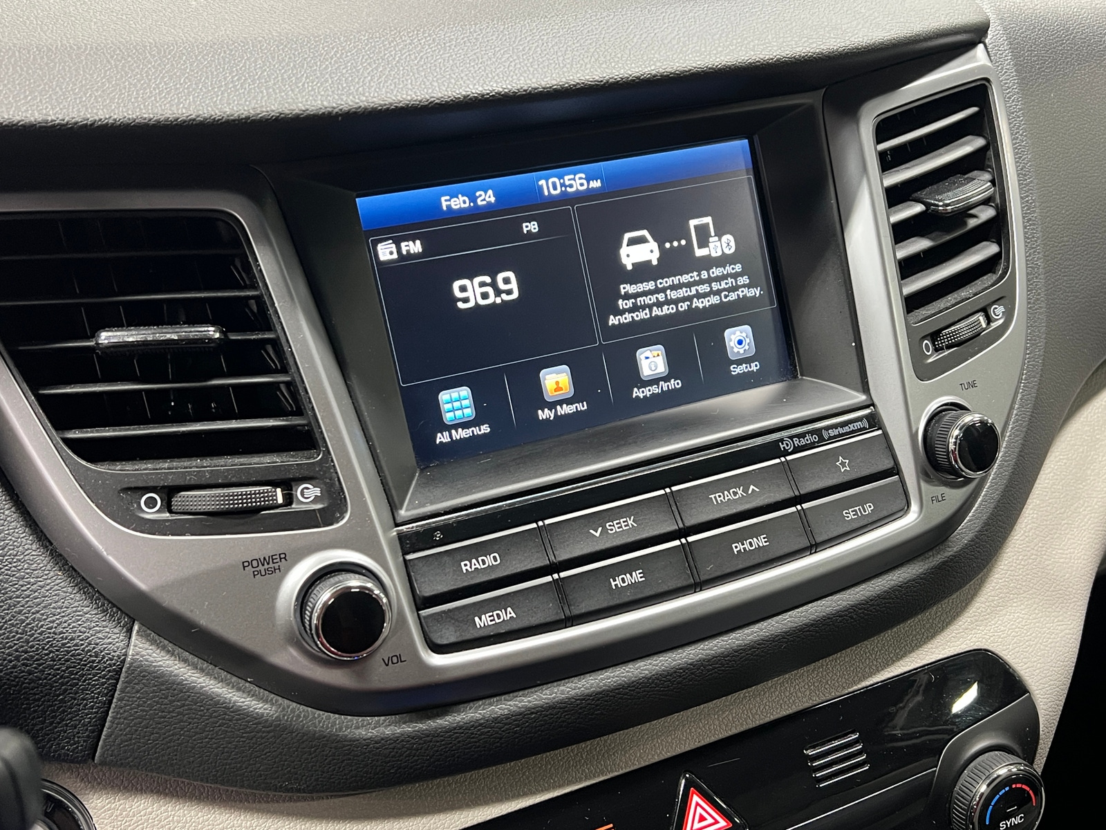 Thumbnail: 2018 Hyundai Tucson - 4