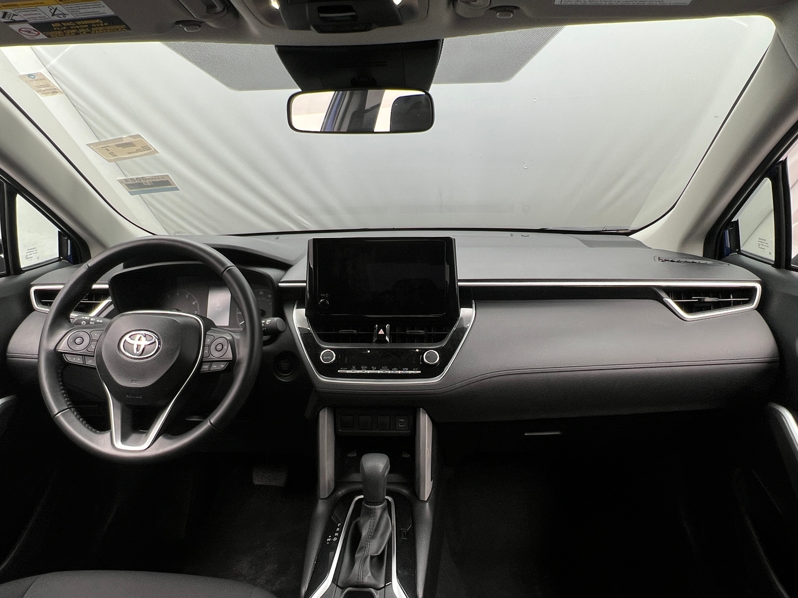 Thumbnail: 2025 Toyota Corolla Cross - 3