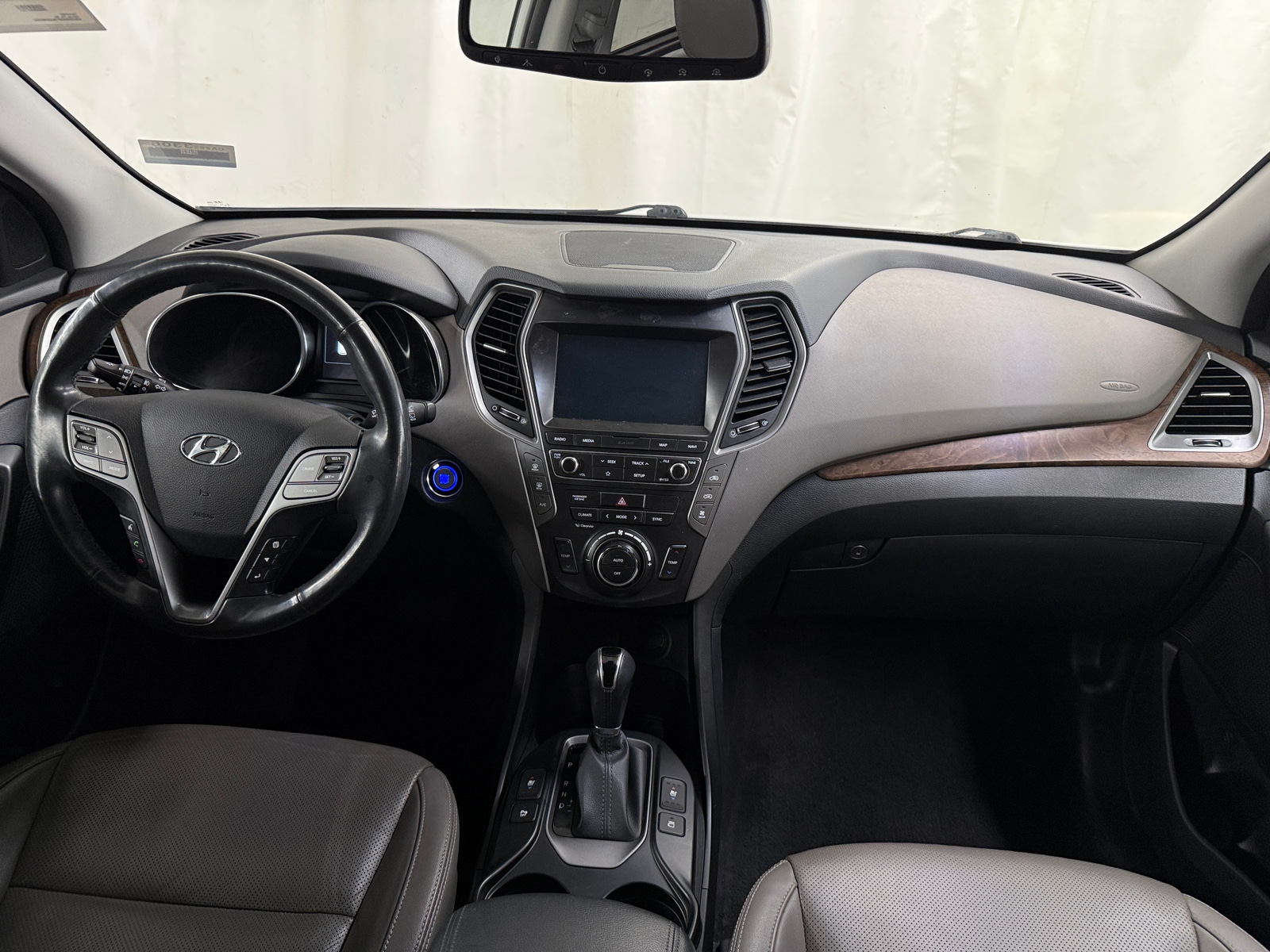 Thumbnail: 2019 Hyundai Santa Fe - 2