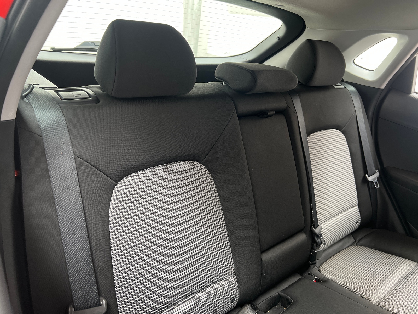 Thumbnail: 2020 Hyundai Kona - 6