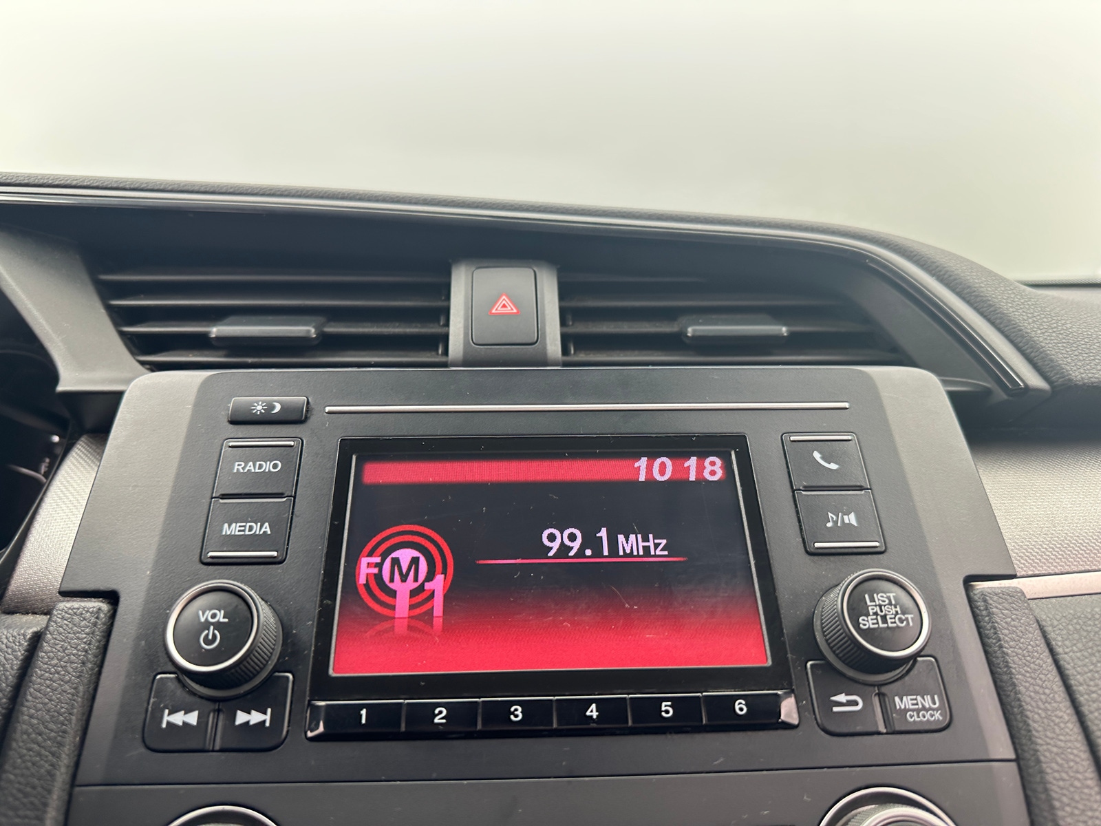 Thumbnail: 2017 Honda Civic - 4