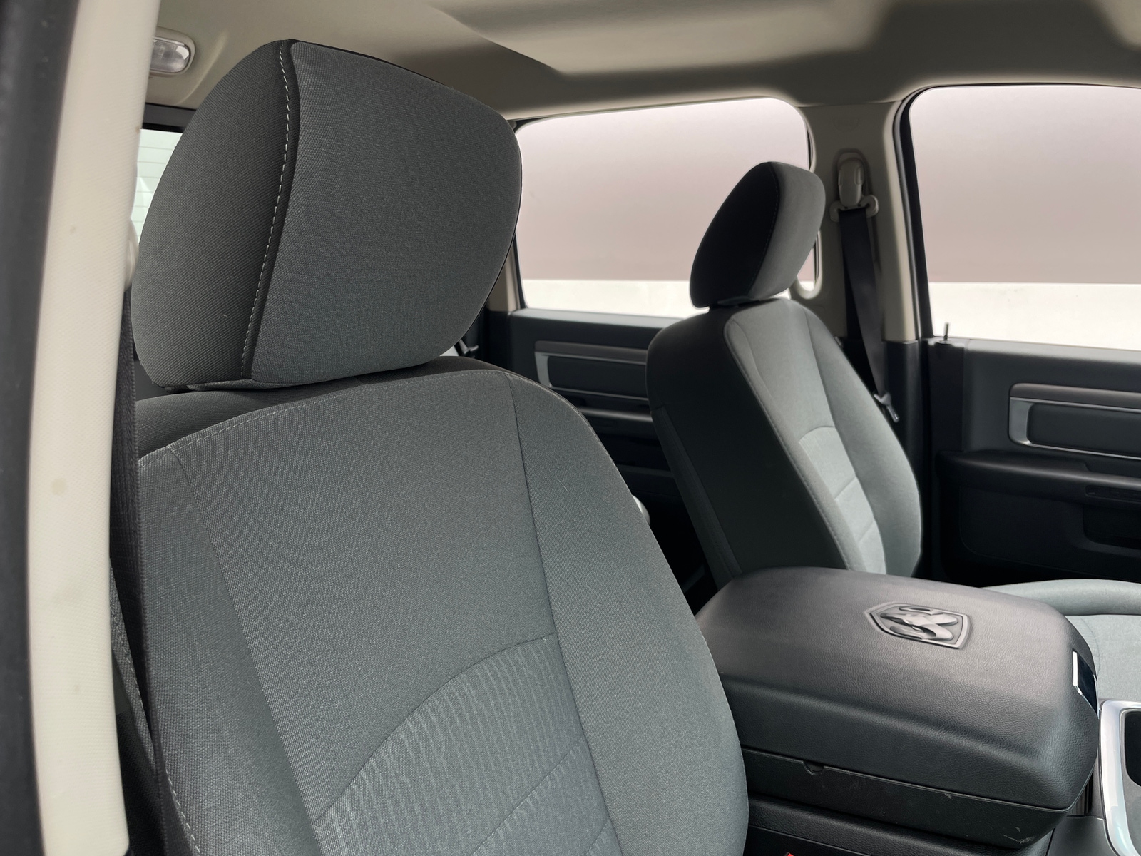 Thumbnail: 2023 RAM 1500 Classic - 2