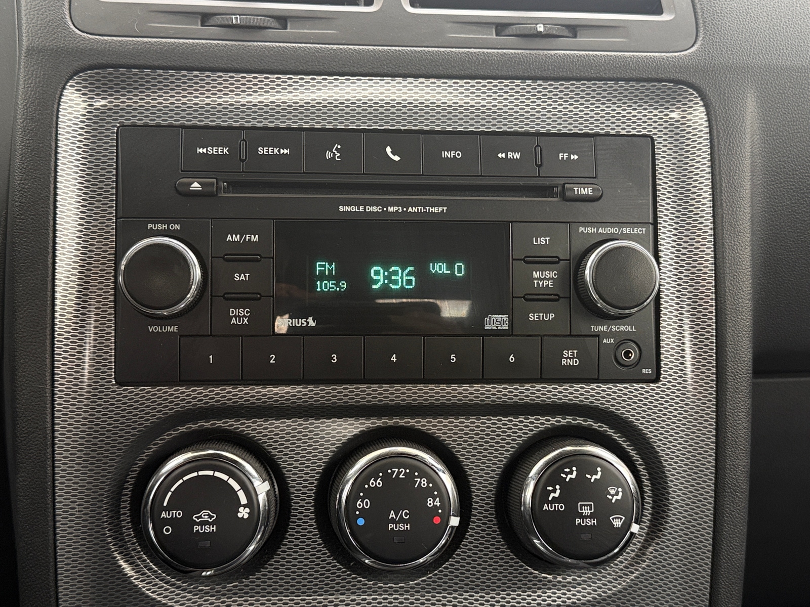 Thumbnail: 2012 Dodge Challenger - 3