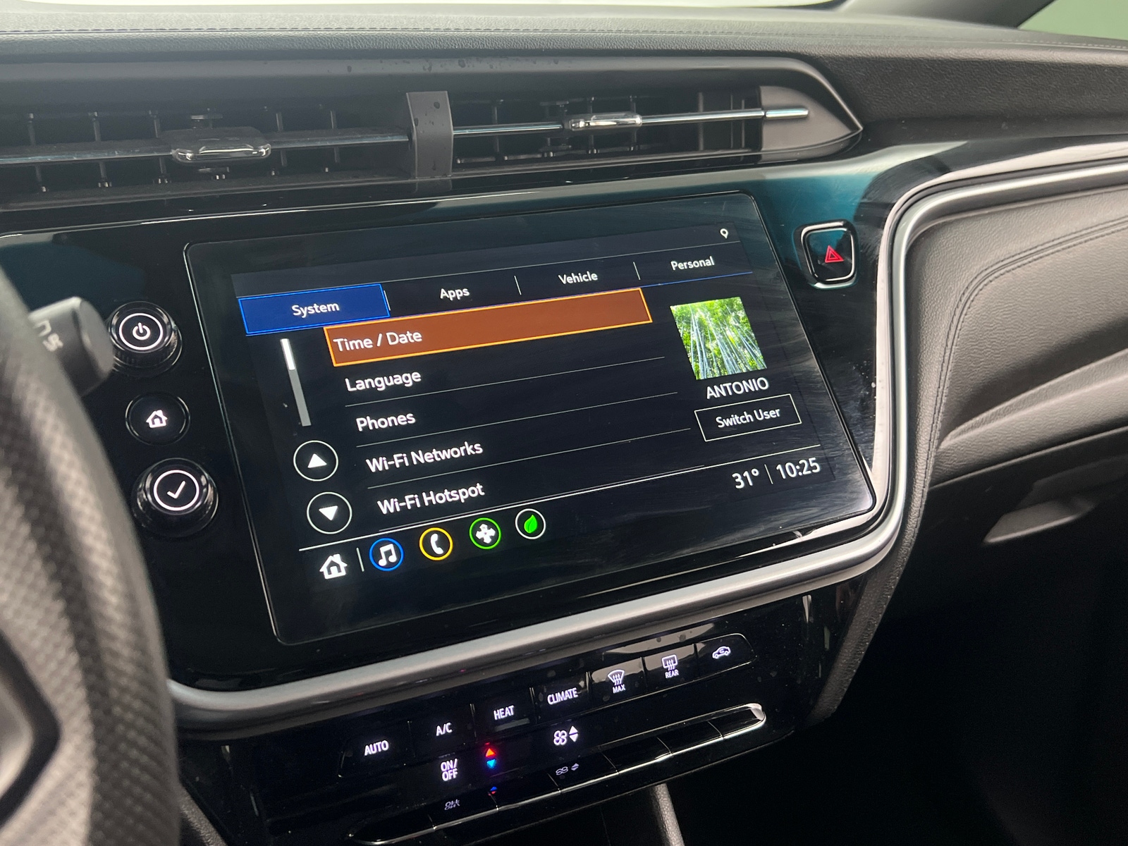 Thumbnail: 2023 Chevrolet Bolt EV - 4