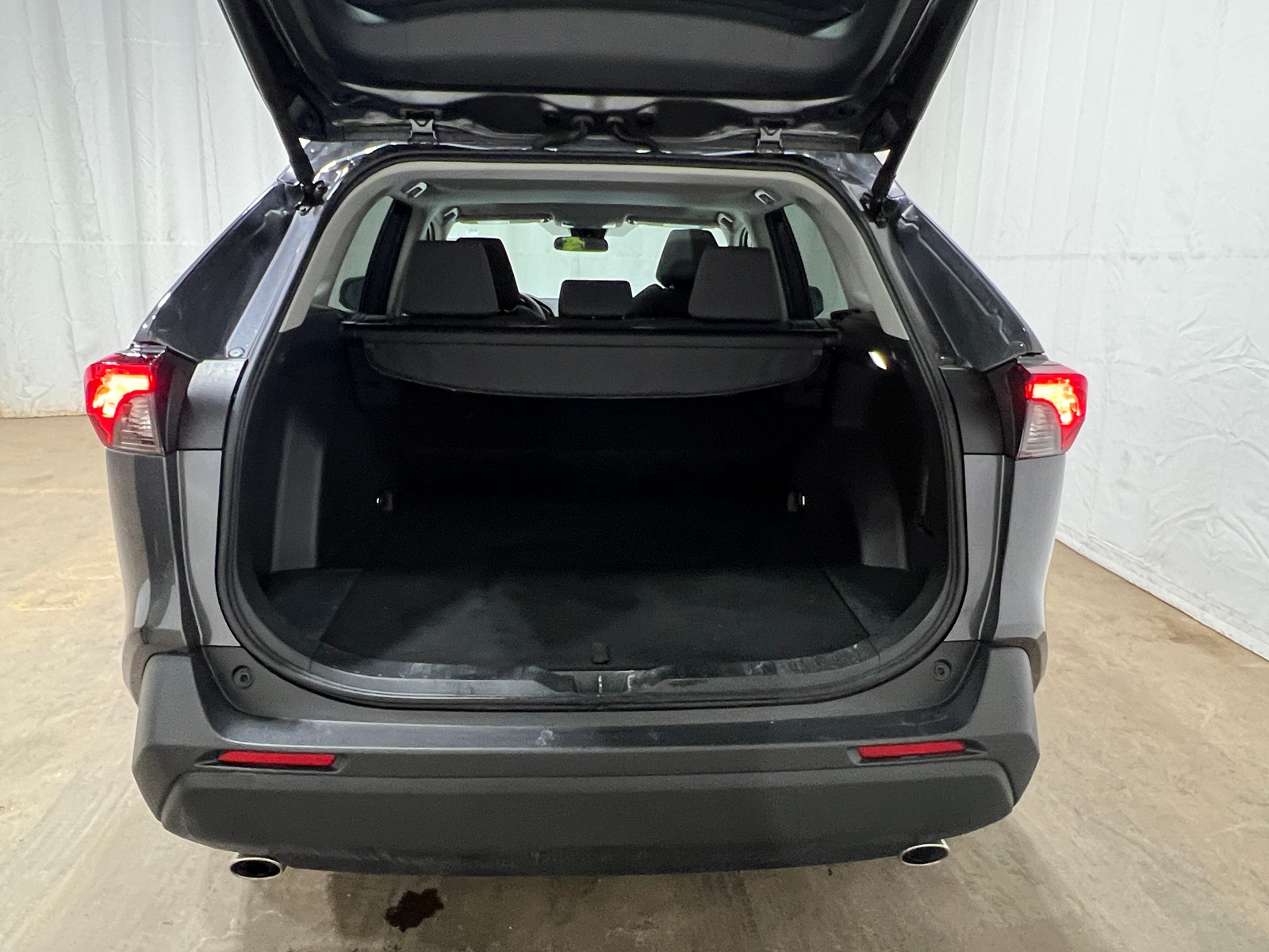 Thumbnail: 2025 Toyota RAV4 - 7