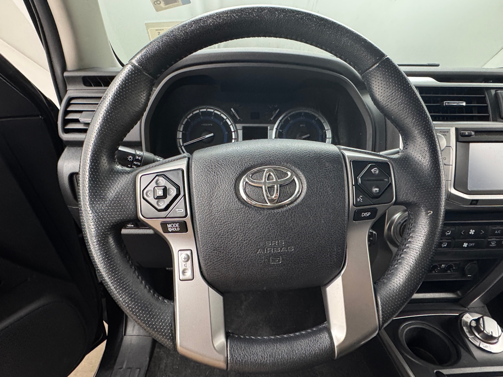 Thumbnail: 2015 Toyota 4Runner - 5