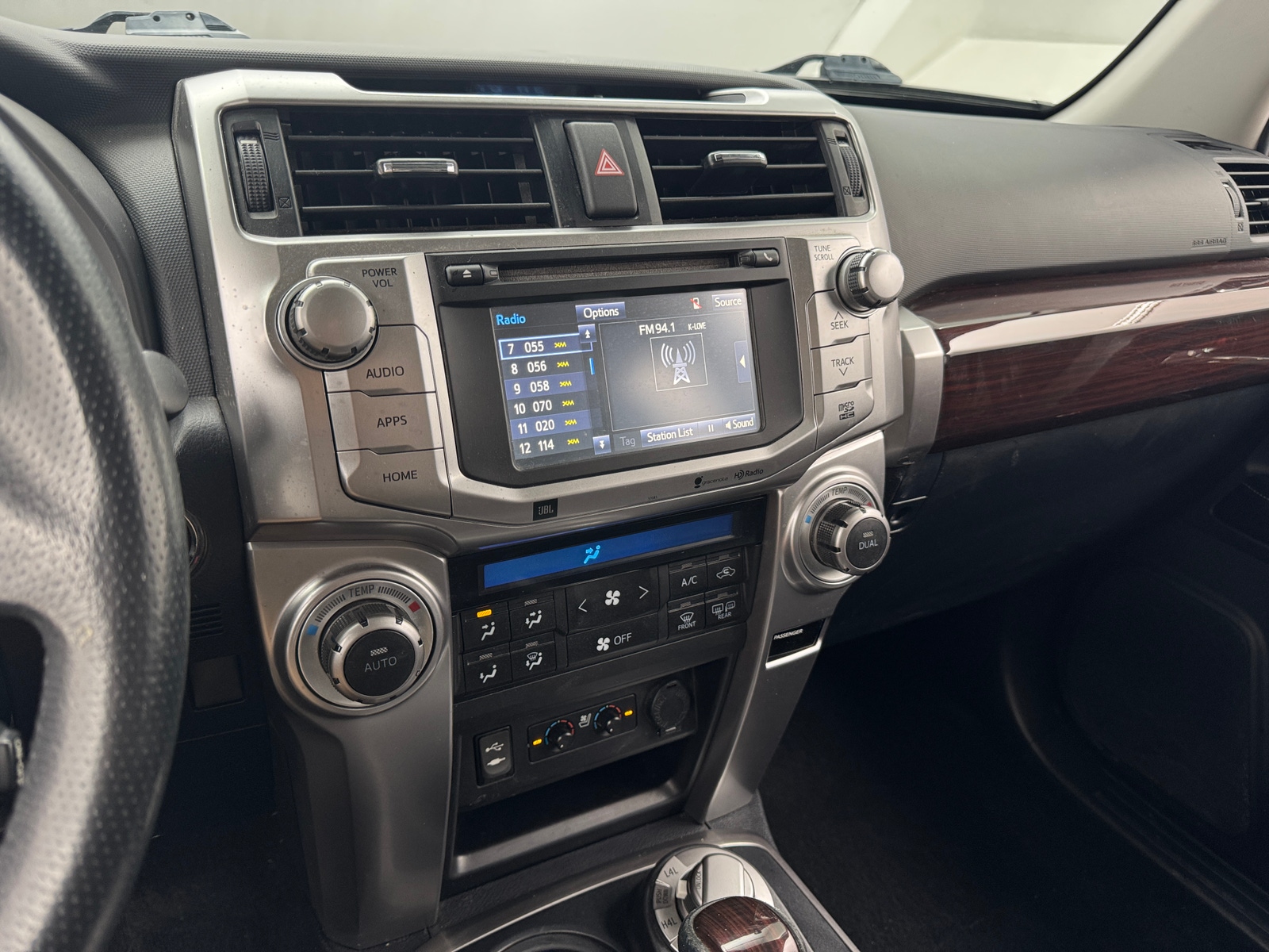 Thumbnail: 2015 Toyota 4Runner - 4