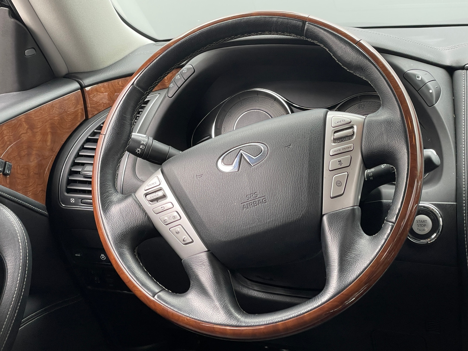 Thumbnail: 2018 INFINITI QX80 - 4