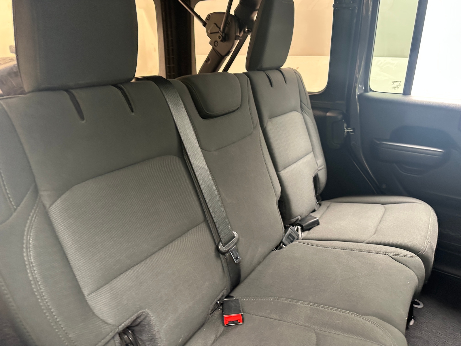 Thumbnail: 2020 Jeep Wrangler - 6