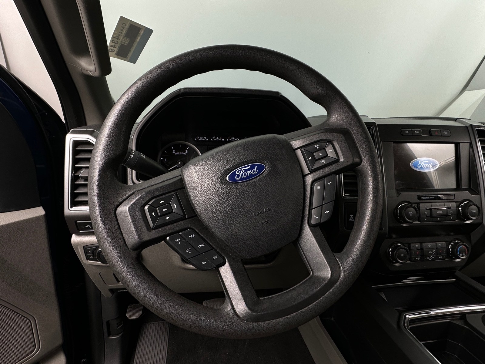 Thumbnail: 2022 Ford Econoline - 5