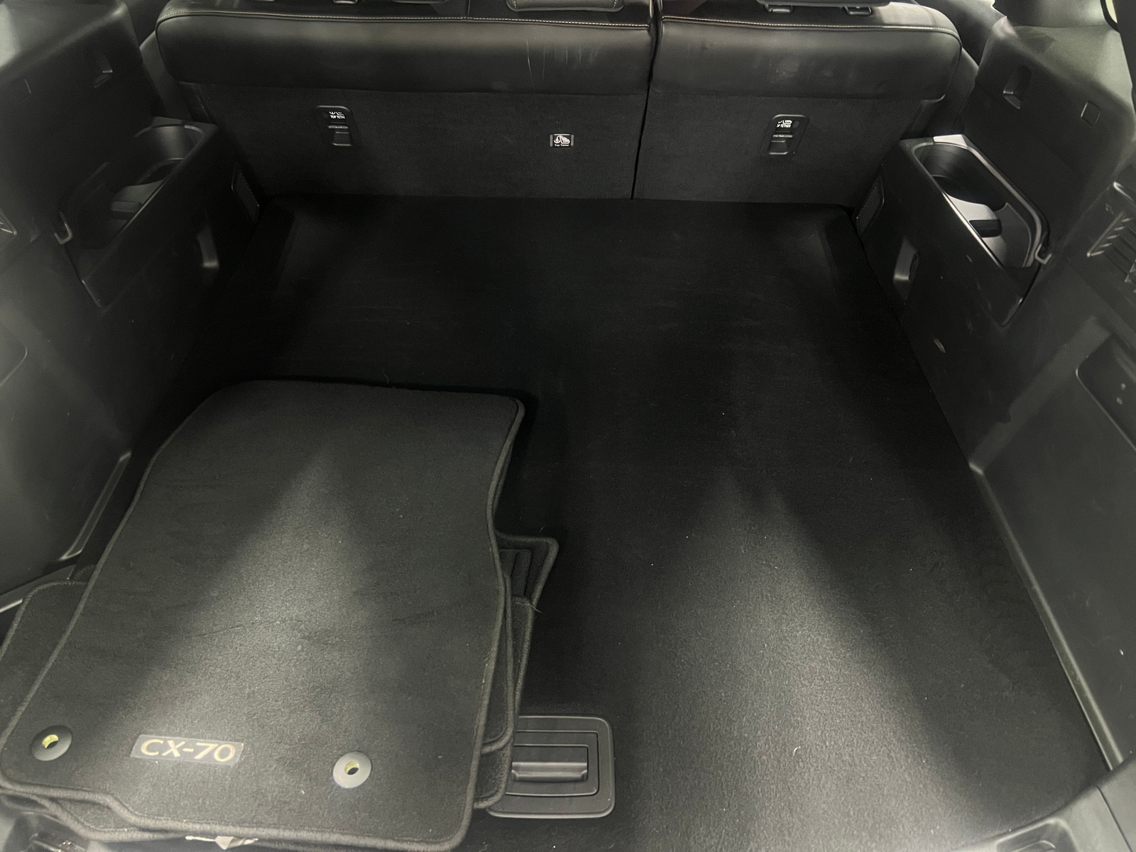 Thumbnail: 2025 Mazda CX-70 - 6