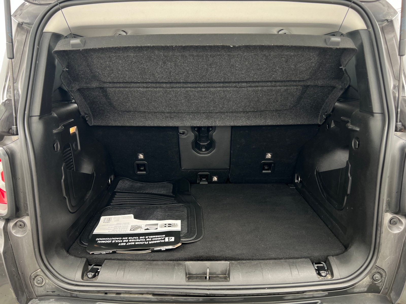 Thumbnail: 2020 Jeep Renegade - 6