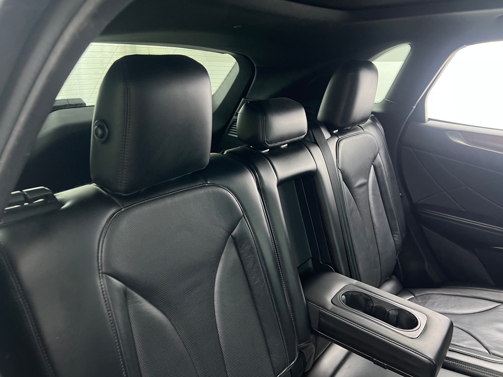 Thumbnail: 2017 Lincoln MKC - 5