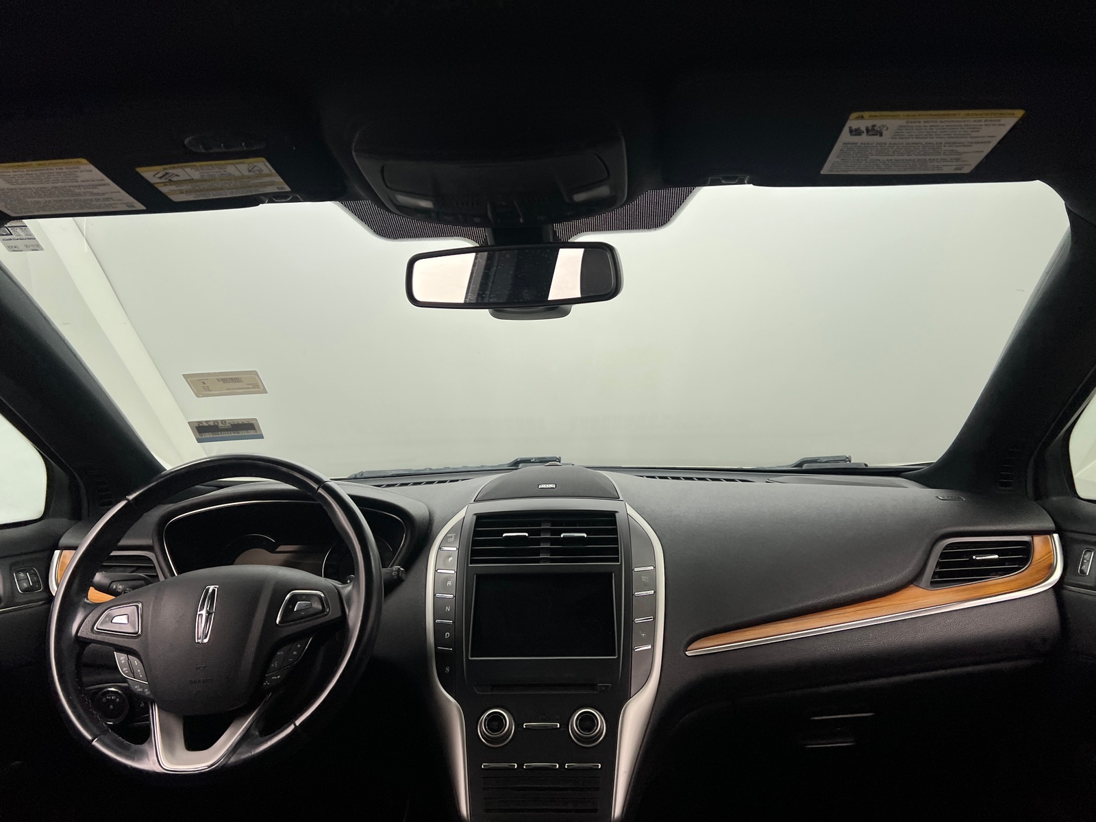 Thumbnail: 2017 Lincoln MKC - 2