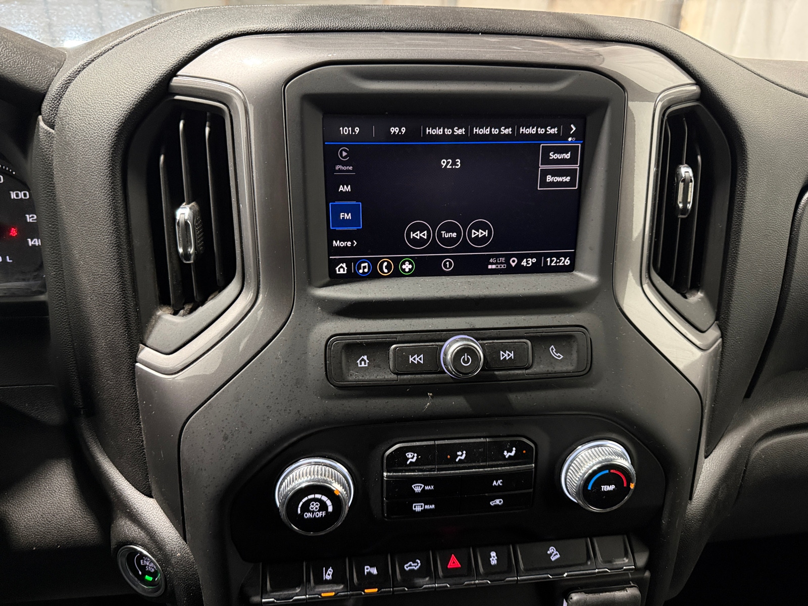 Thumbnail: 2025 GMC Sierra 2500 - 4