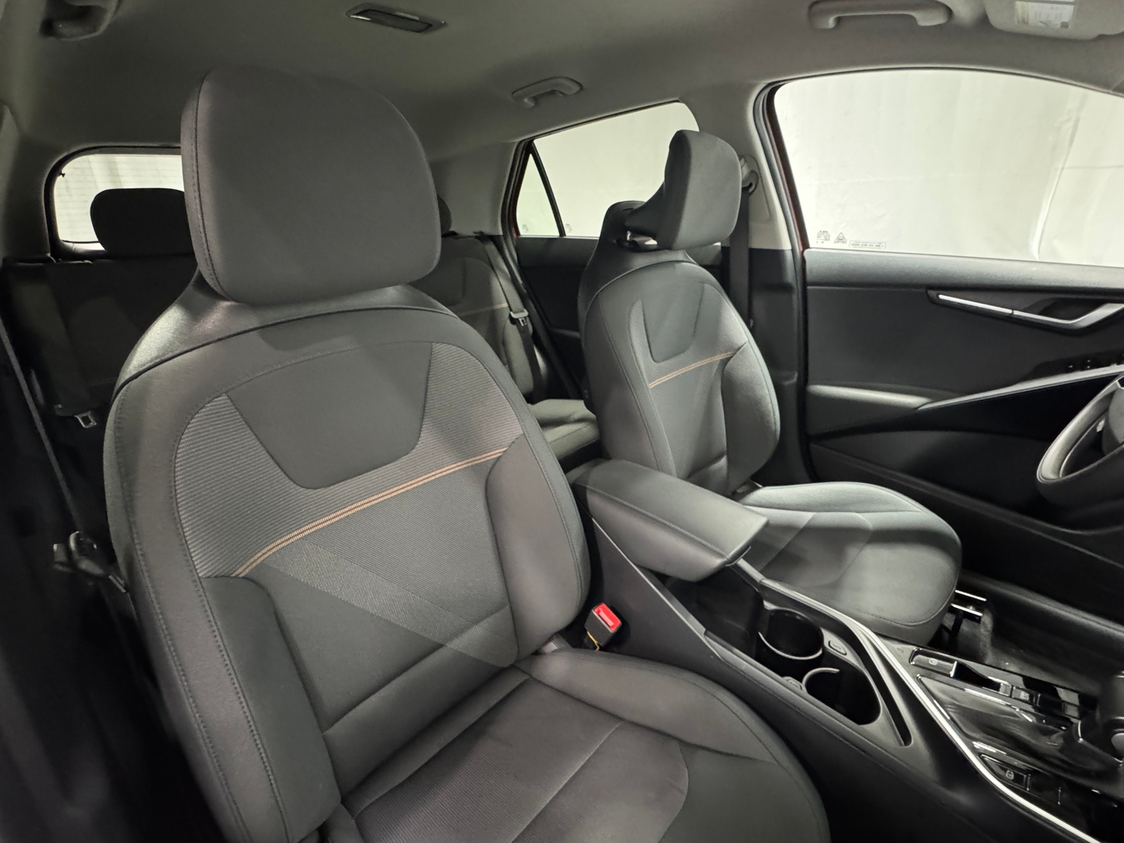 Thumbnail: 2025 Kia Niro - 2