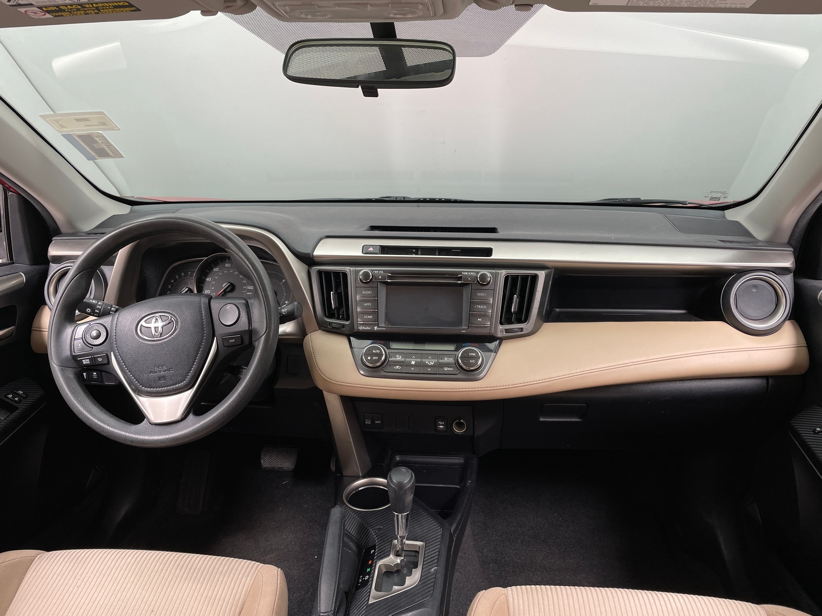 Thumbnail: 2015 Toyota RAV4 - 3