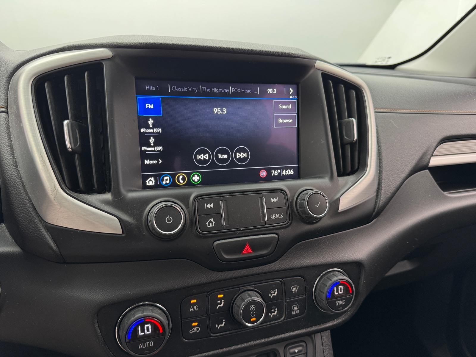 Thumbnail: 2020 GMC Terrain - 3