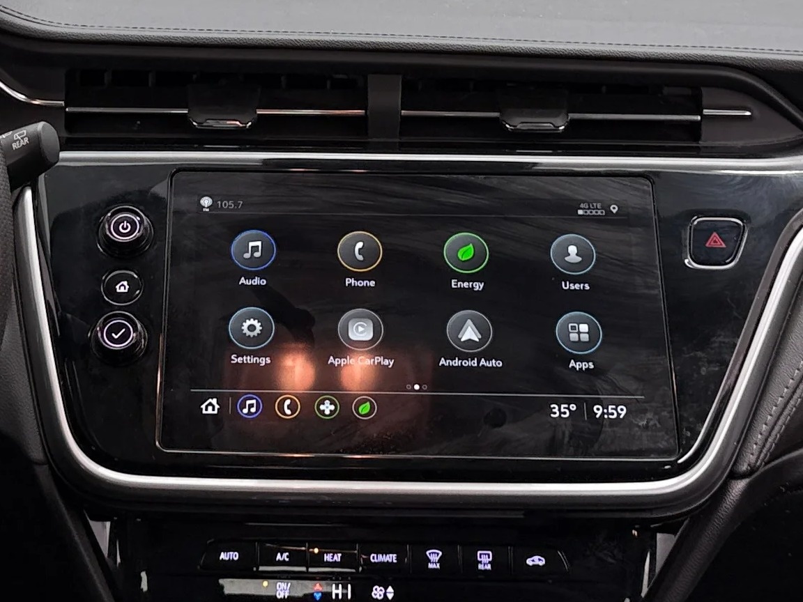 Thumbnail: 2023 Chevrolet Bolt EUV - 4