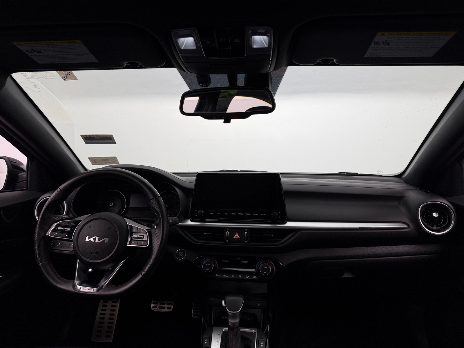 Thumbnail: 2024 Kia Forte - 3