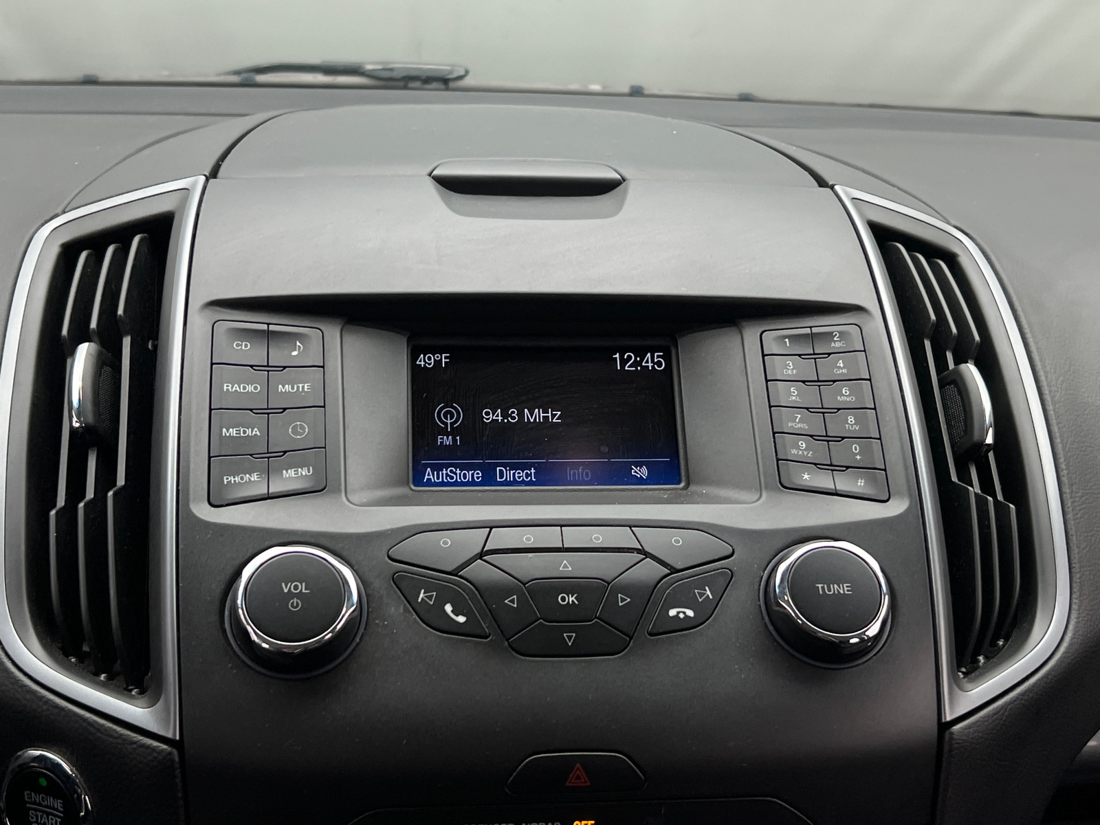 Thumbnail: 2017 Ford Edge - 4