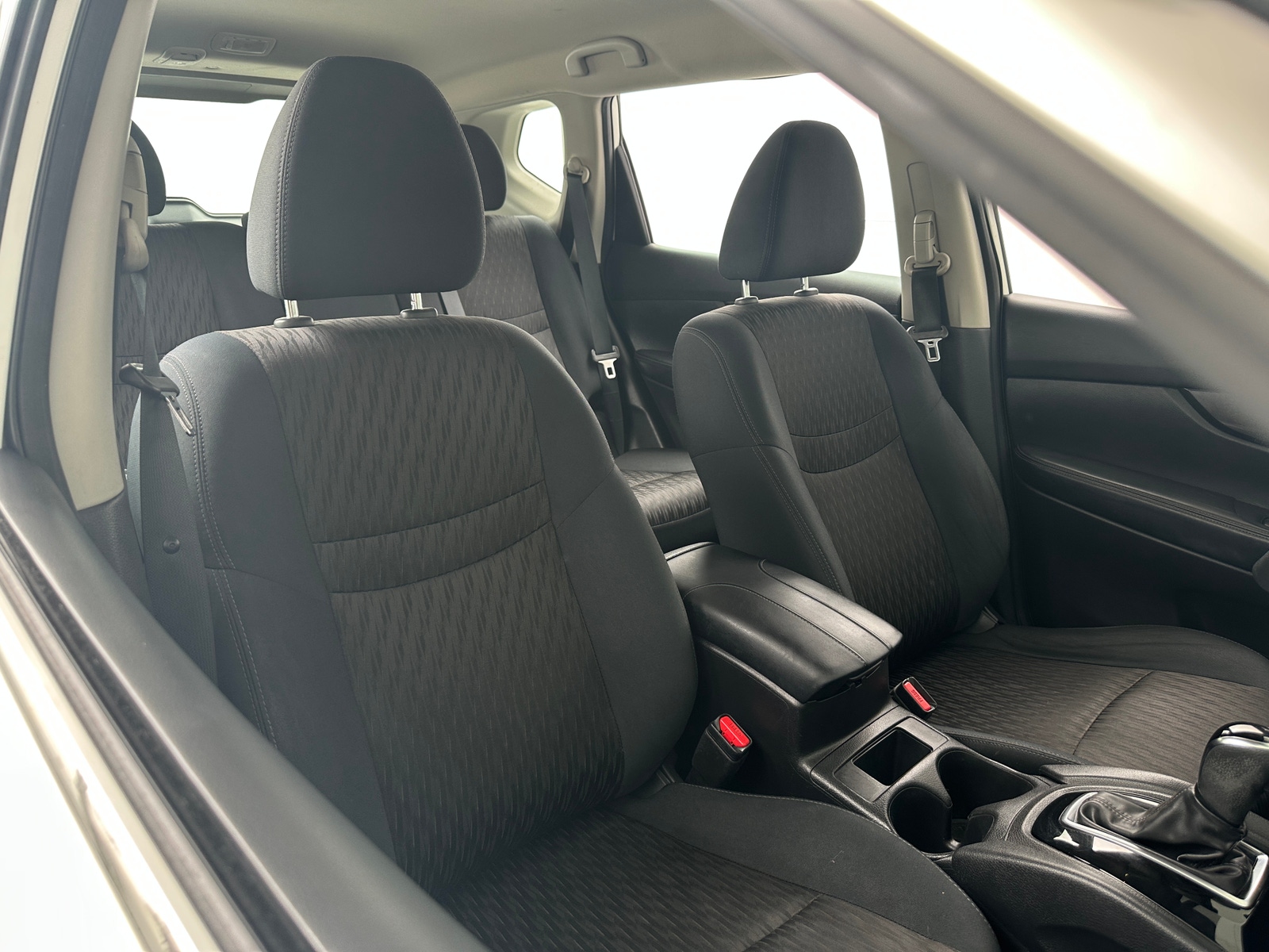 Thumbnail: 2019 Nissan Rogue - 2