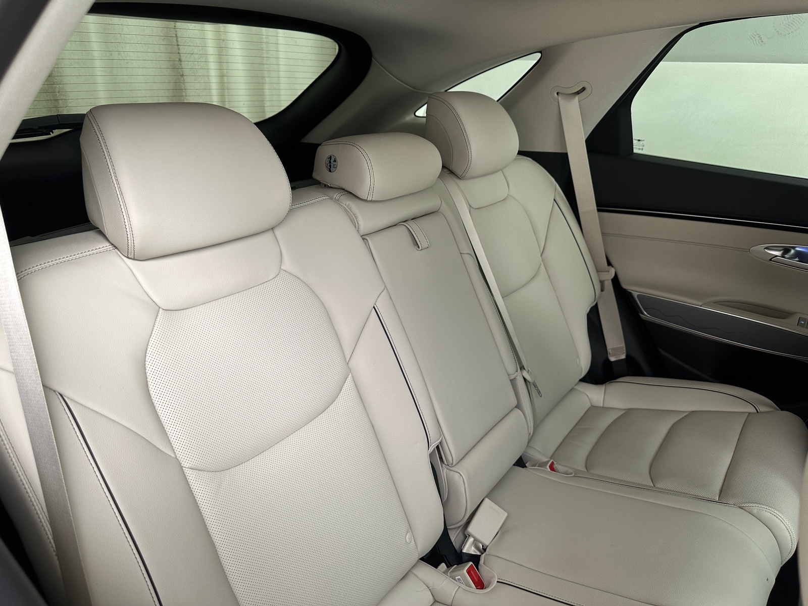 Thumbnail: 2024 Genesis GV70 - 5