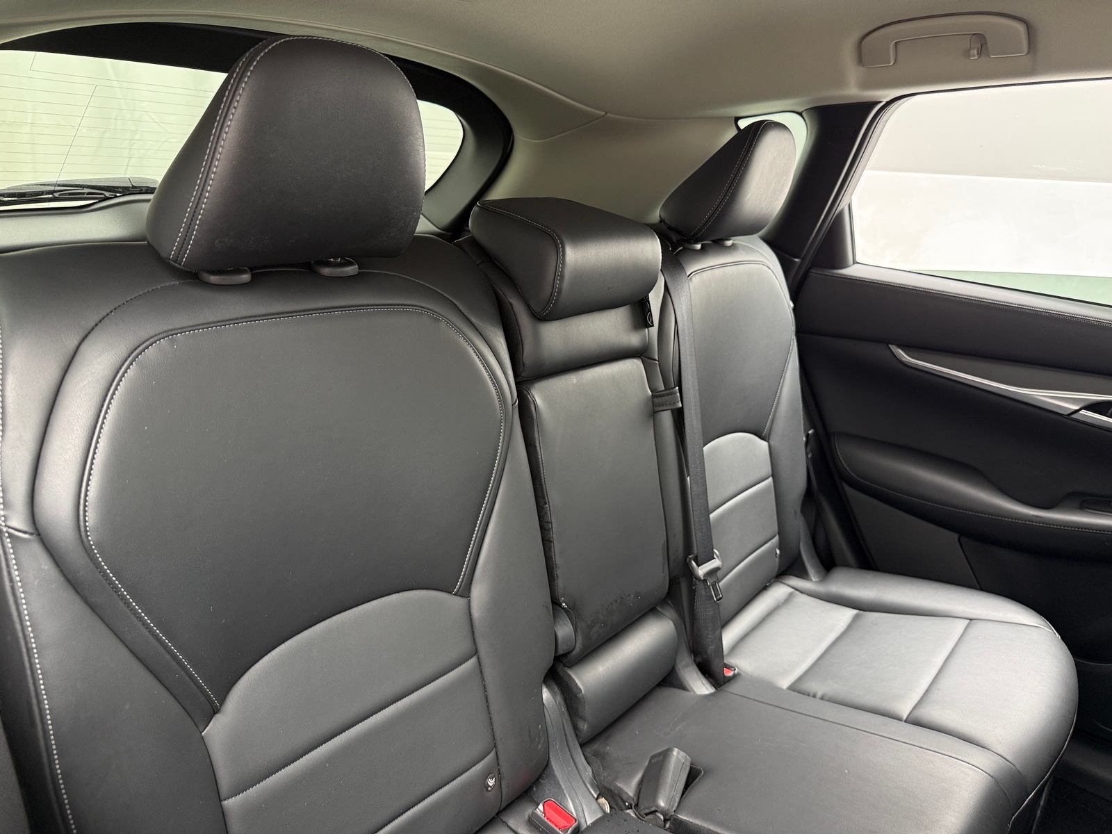 Thumbnail: 2025 INFINITI QX50 - 5