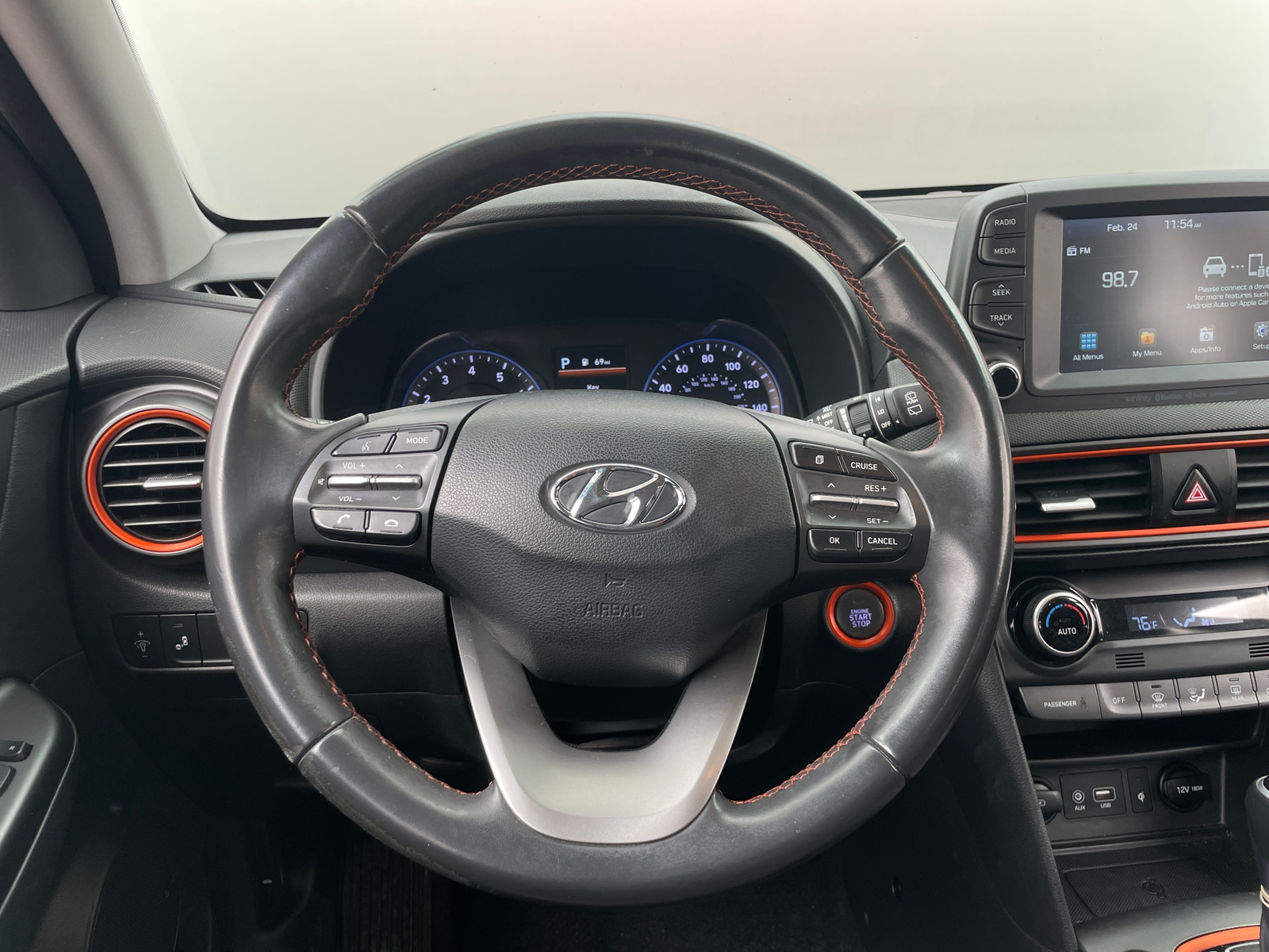 Thumbnail: 2020 Hyundai Kona - 4