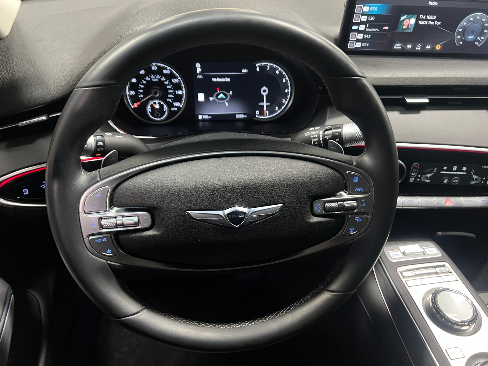 Thumbnail: 2024 Genesis GV70 - 4