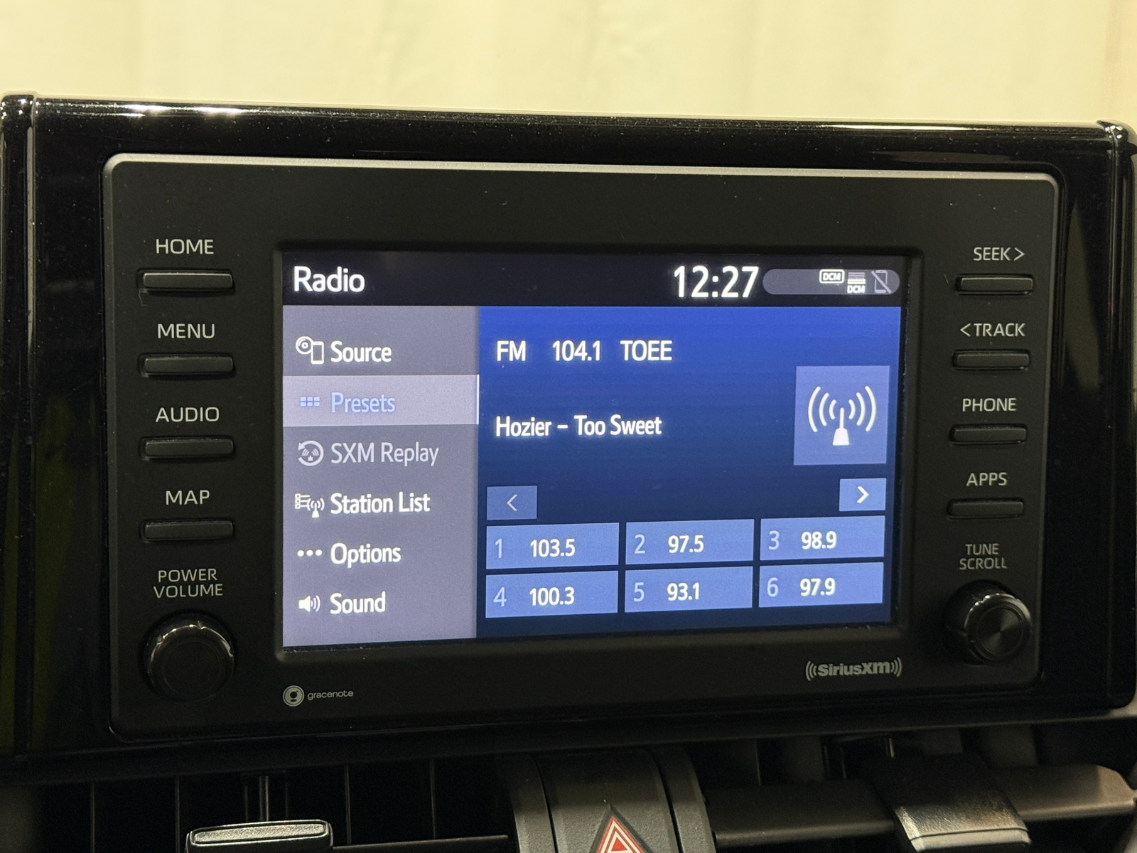 Thumbnail: 2021 Toyota RAV4 - 4