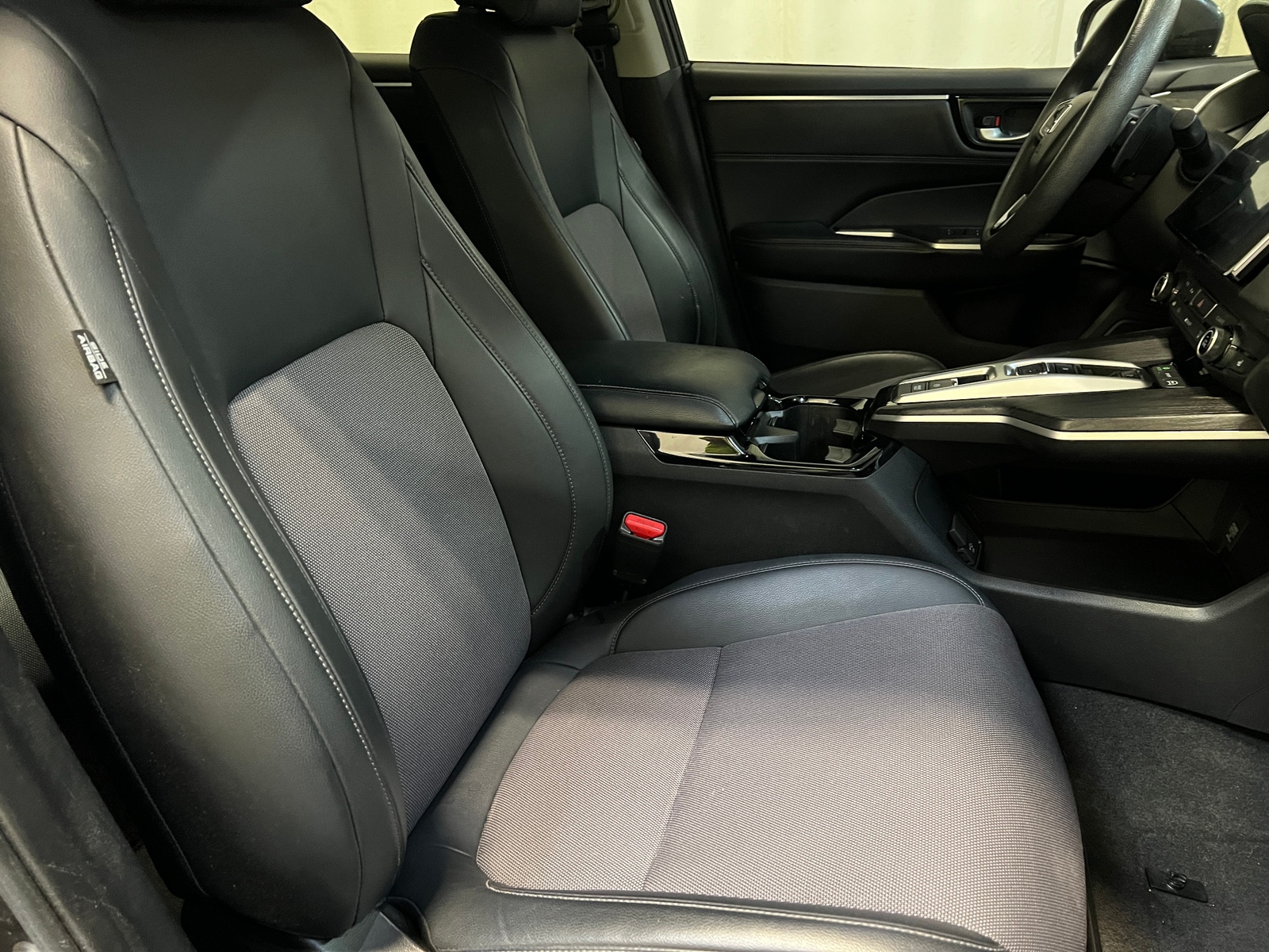 Thumbnail: 2018 Honda Clarity - 2