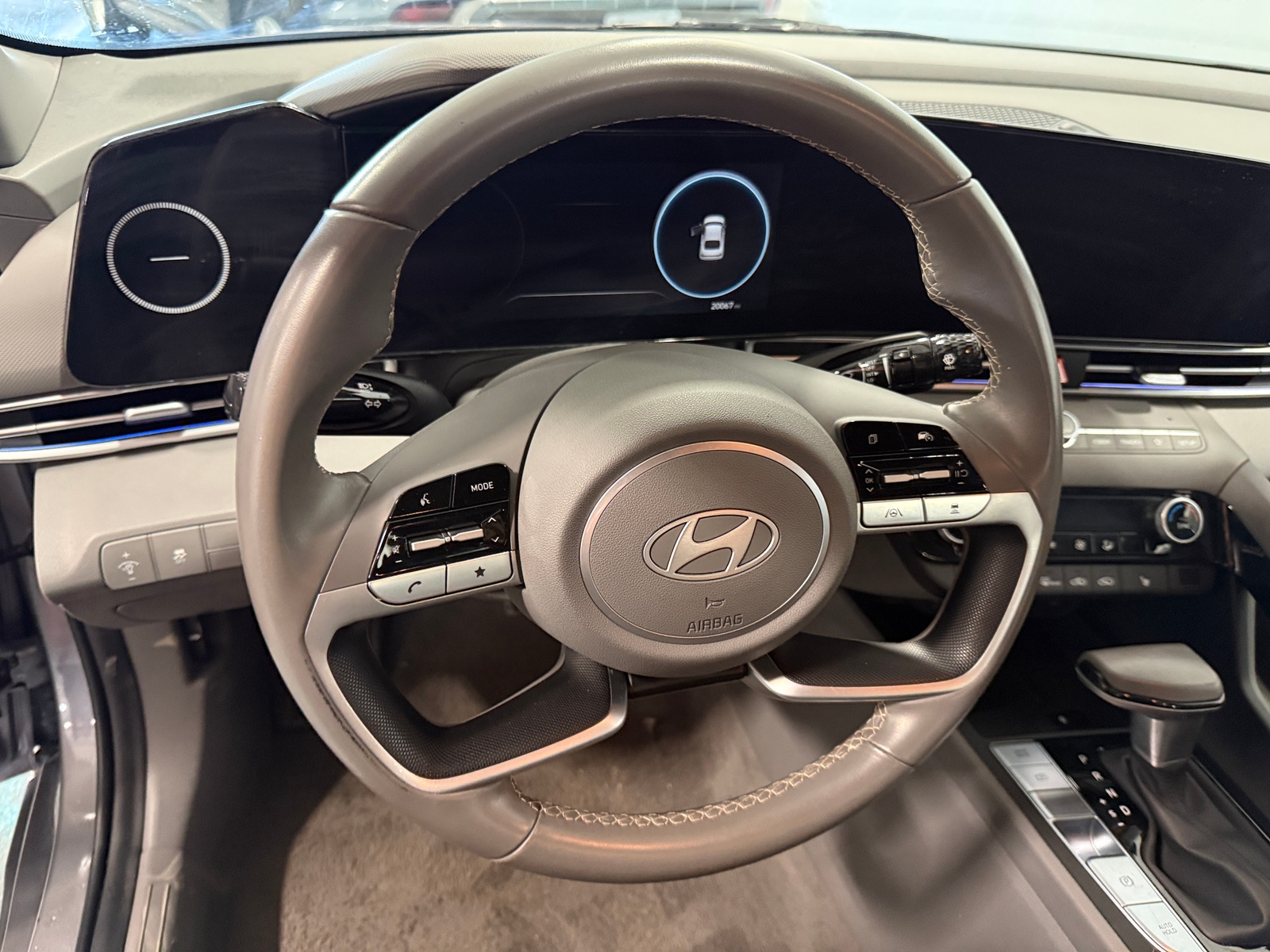 Thumbnail: 2025 Hyundai Elantra - 5