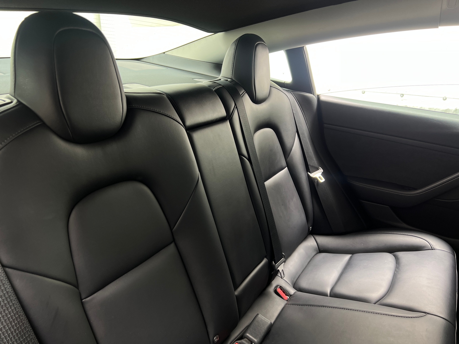 Thumbnail: 2022 Tesla Model 3 - 5