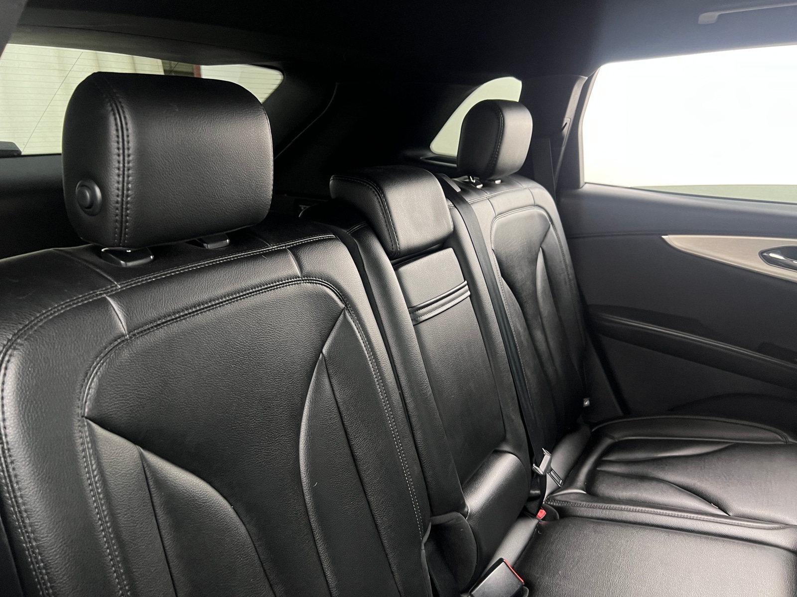 Thumbnail: 2019 Lincoln Nautilus - 5